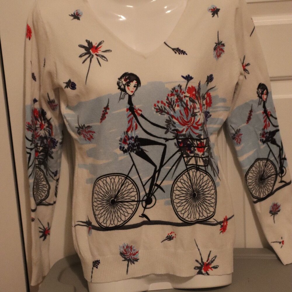 Damon Beautiful V-neck Colorful Bicycle and Floral  Sweater s/m  Casual Office